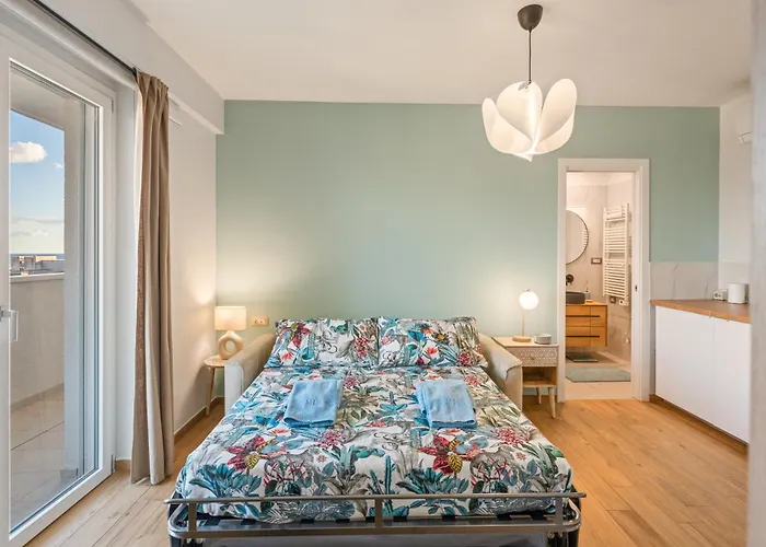 Lantern Penthouse Salerno