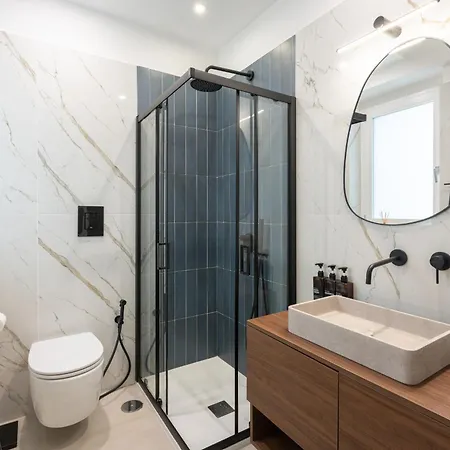 Lantern Penthouse Privatunterkunft