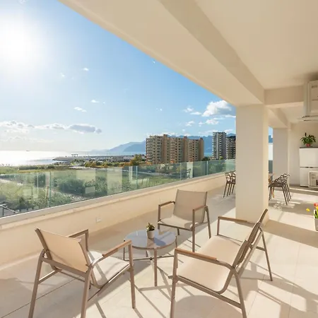 Lantern Penthouse * Salerno