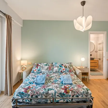 Lantern Penthouse Salerno