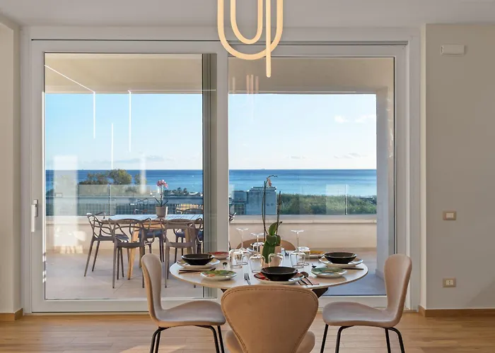 Lantern Penthouse *