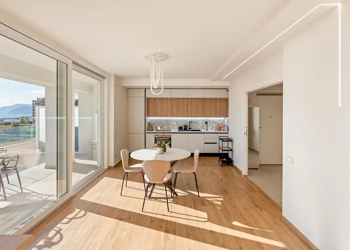 Privatunterkunft Lantern Penthouse