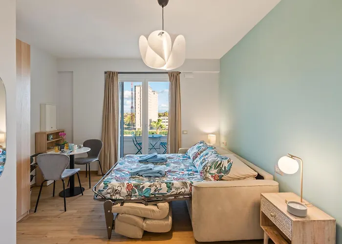 Lantern Penthouse * Salerno