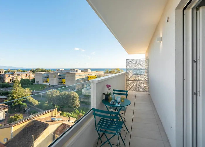 Privatunterkunft Lantern Penthouse Salerno